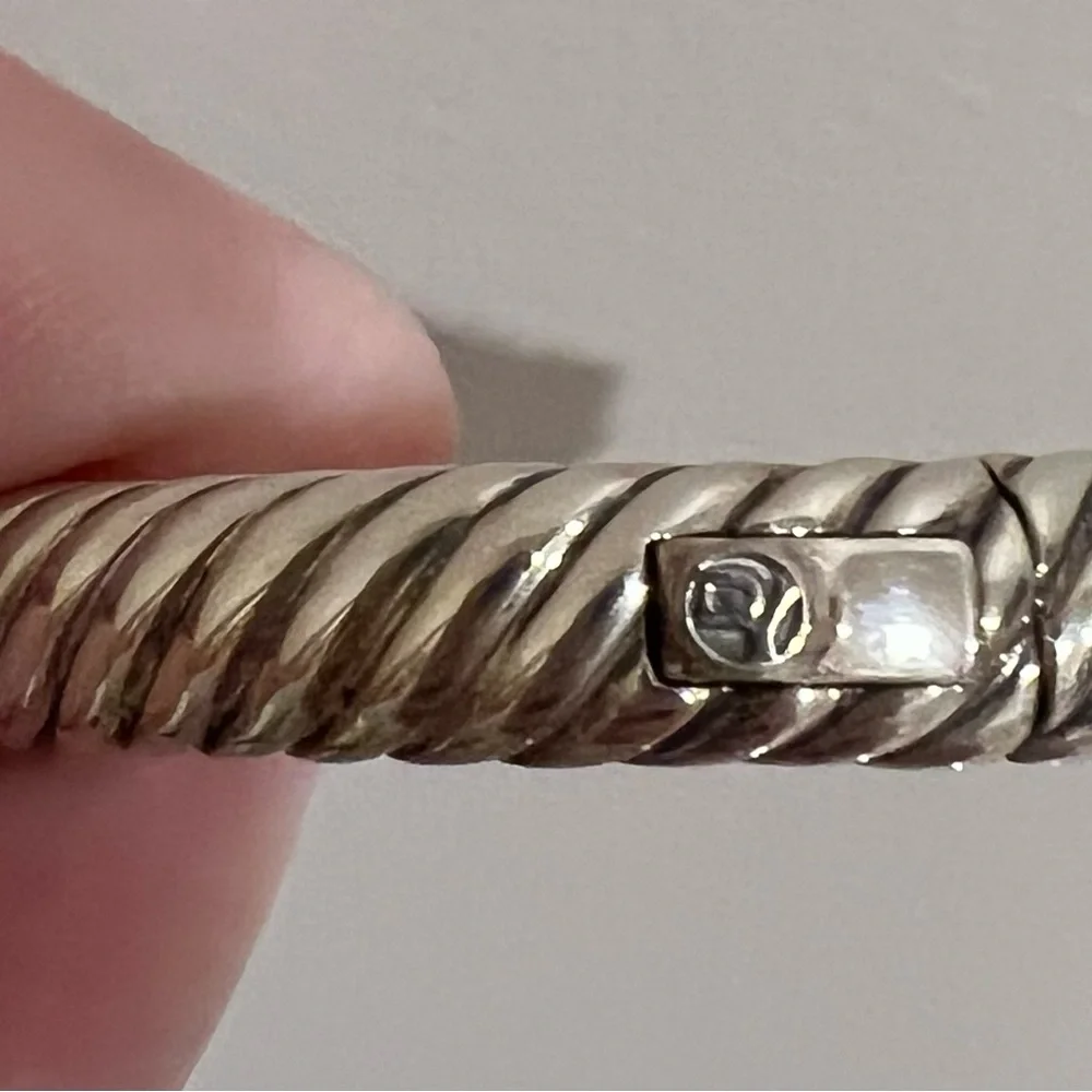 David Yurman cable bracelet w/ diamond clasp Authentic - Picture 4 of 5